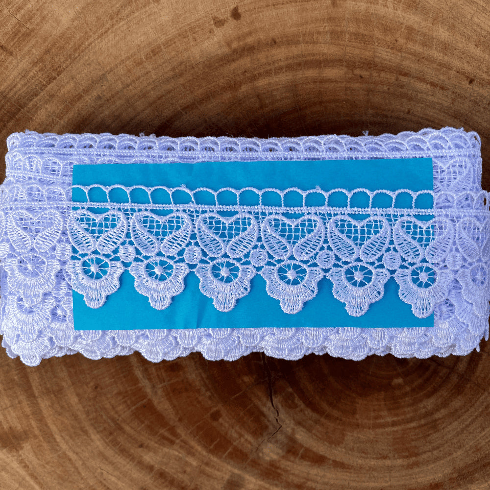 Renda guipir 100% poliéster branca - Largura: 5,2 centímetros