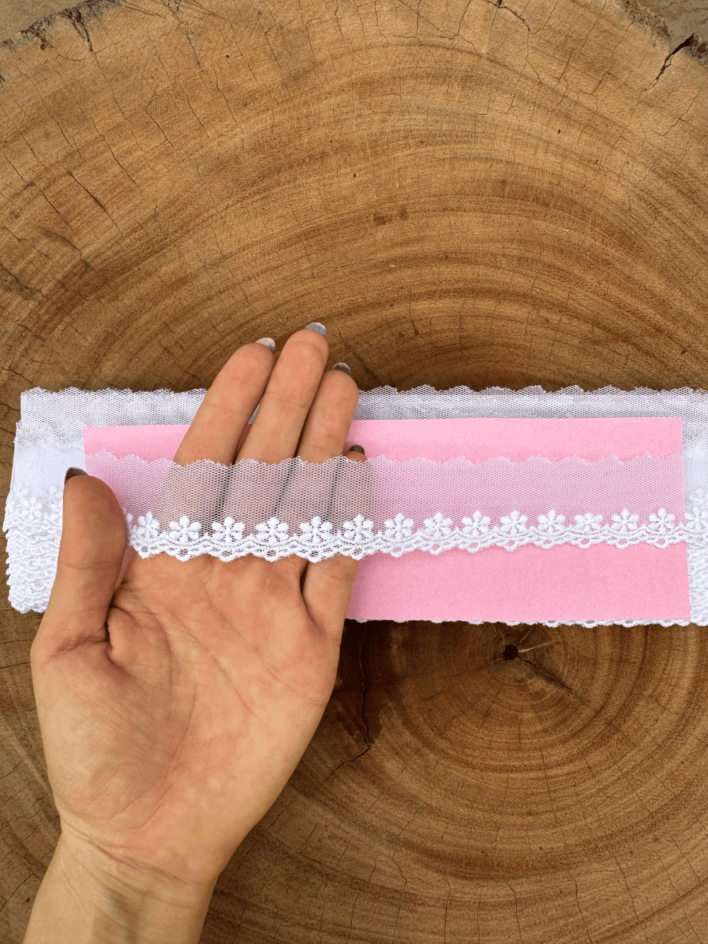 Renda Tule 100% poliéster branca - Largura: 3 centímetros