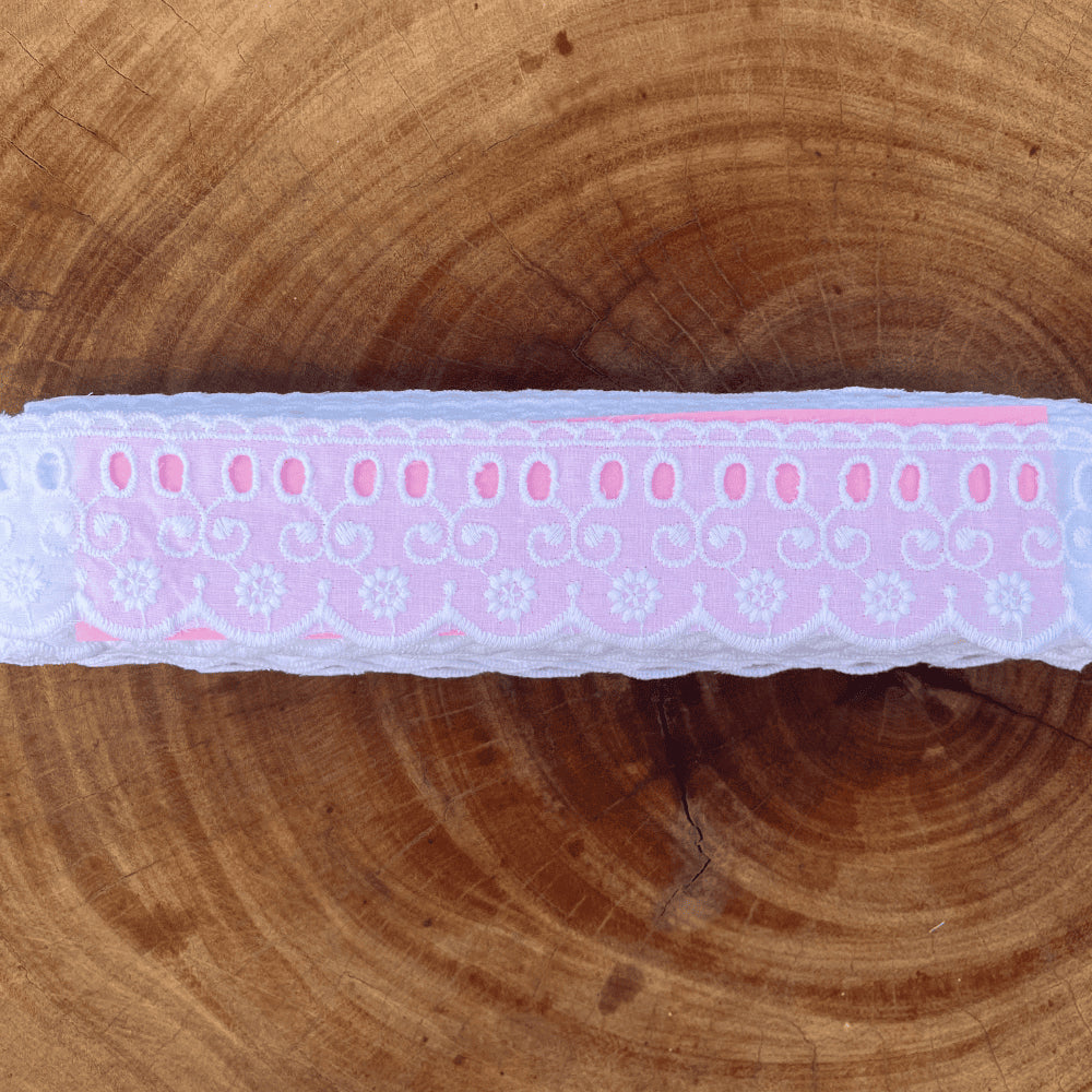 Passa fita de bordado Inglês 100% algodão Branco - Largura: 5 centímetros