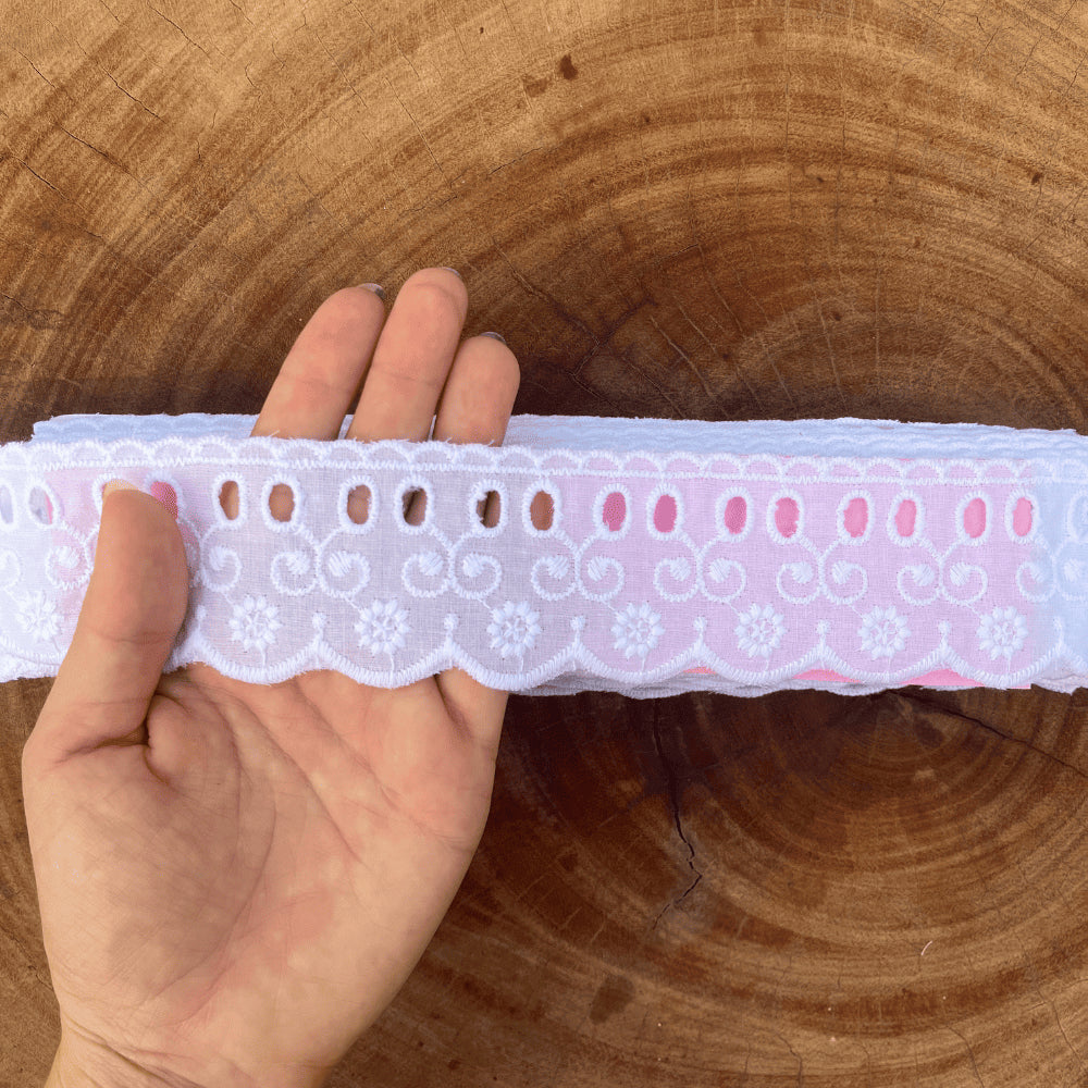 Passa fita de bordado Inglês 100% algodão Branco - Largura: 5 centímetros